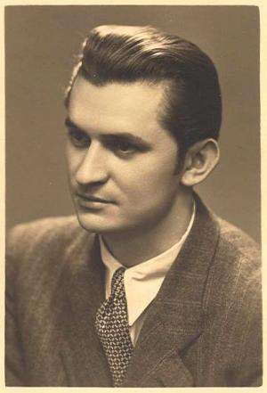 PhDr. J. Vinárek